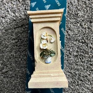 Dezine hand painted candle holder